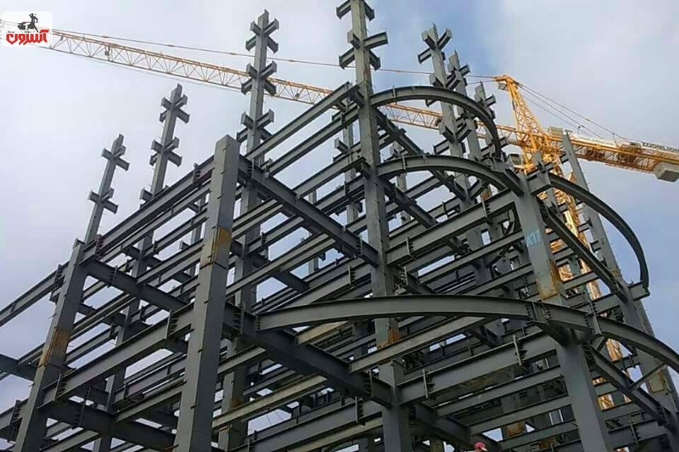 سازه بتنی یا فلزی؟